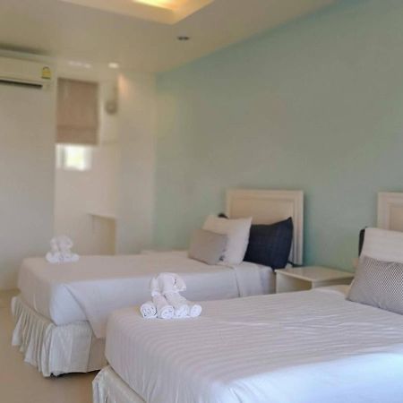 Hotel Banlomnow à Chiang Rai Extérieur photo