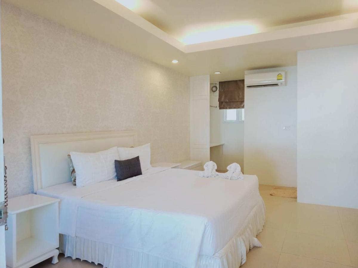 Hotel Banlomnow à Chiang Rai Extérieur photo